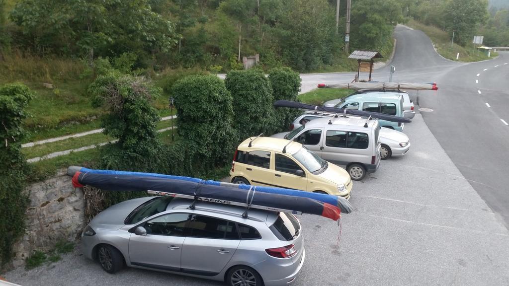 Gostilna Stara Posta Podkraj Exterior foto