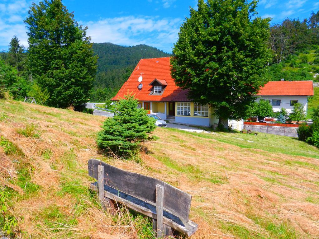Gostilna Stara Posta Podkraj Exterior foto
